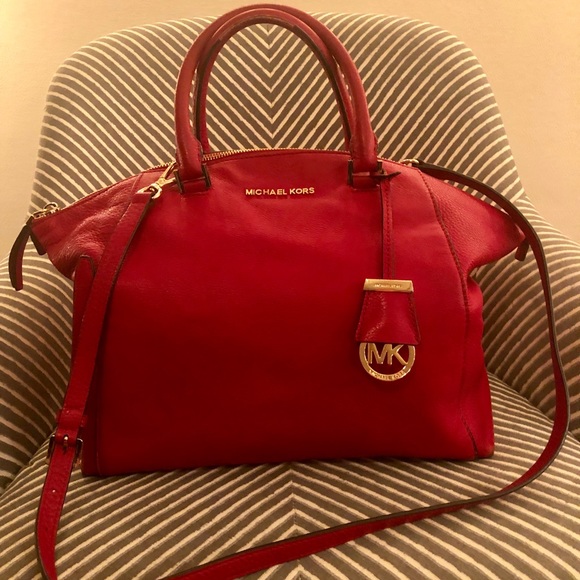 Michael Kors Handbags - Michael Kors Large Riley Leather Satchel